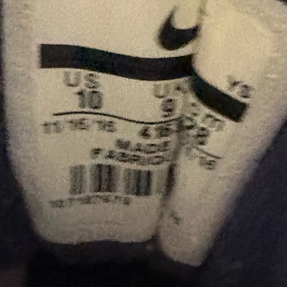 Nike Men's White & Navy Athletic Shoes Preloved men’s 10 Air Monarch Sneakers